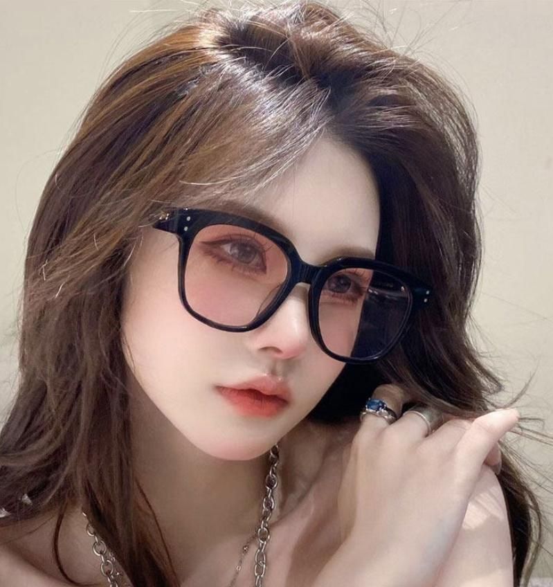 나는솔로 20기영호 안경선글라스 UV 자외선차단 남자 여자 블랙 프레임-그라데이션 레드 - 상품 이미지