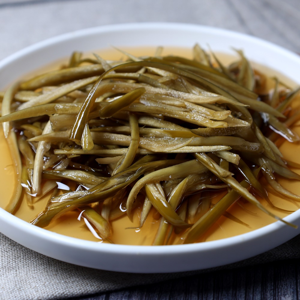 알싸한 마늘쫑채절임 장아찌 업소용 10kg 국내제조 - 상품 이미지