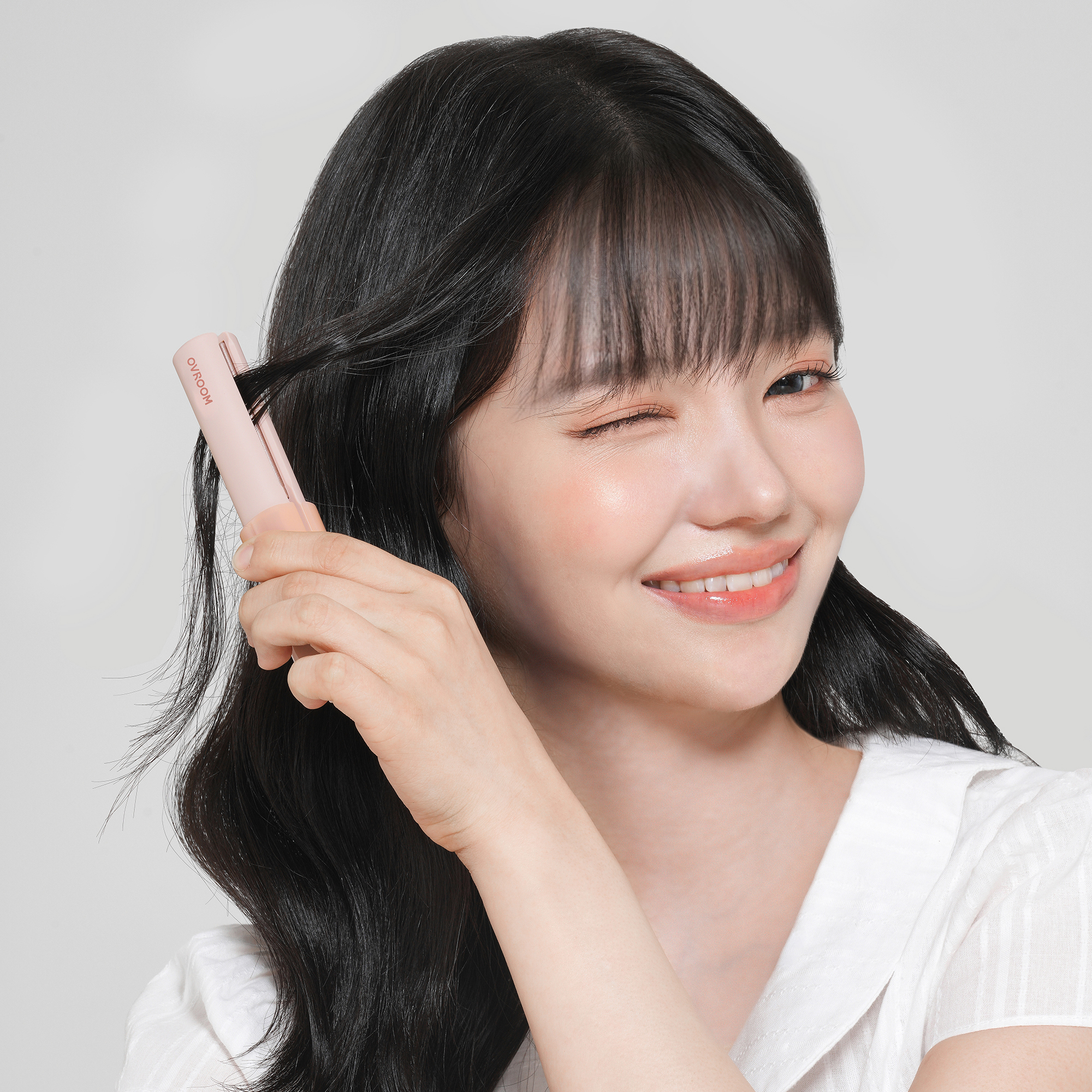 신제품 오브룸 티니 미니 고데기 2세대 휴대용 앞머리 볼륨 매직기 유선 C타입 여행용 - 상세 이미지 2