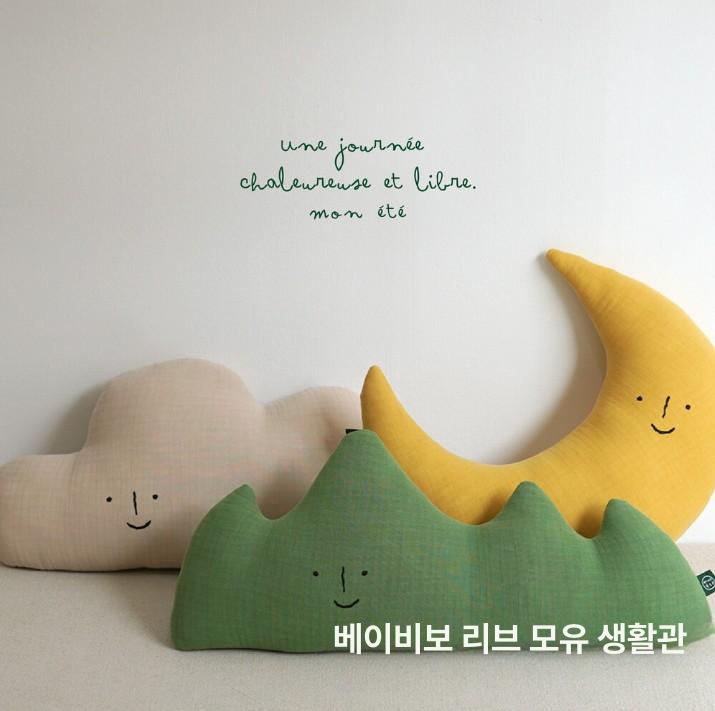 북유럽 귀여운 쿠션 A 구름 모양 베개 달 산 그린 마운틴 패턴 (47x22cm) 중형 - 상세 이미지 2