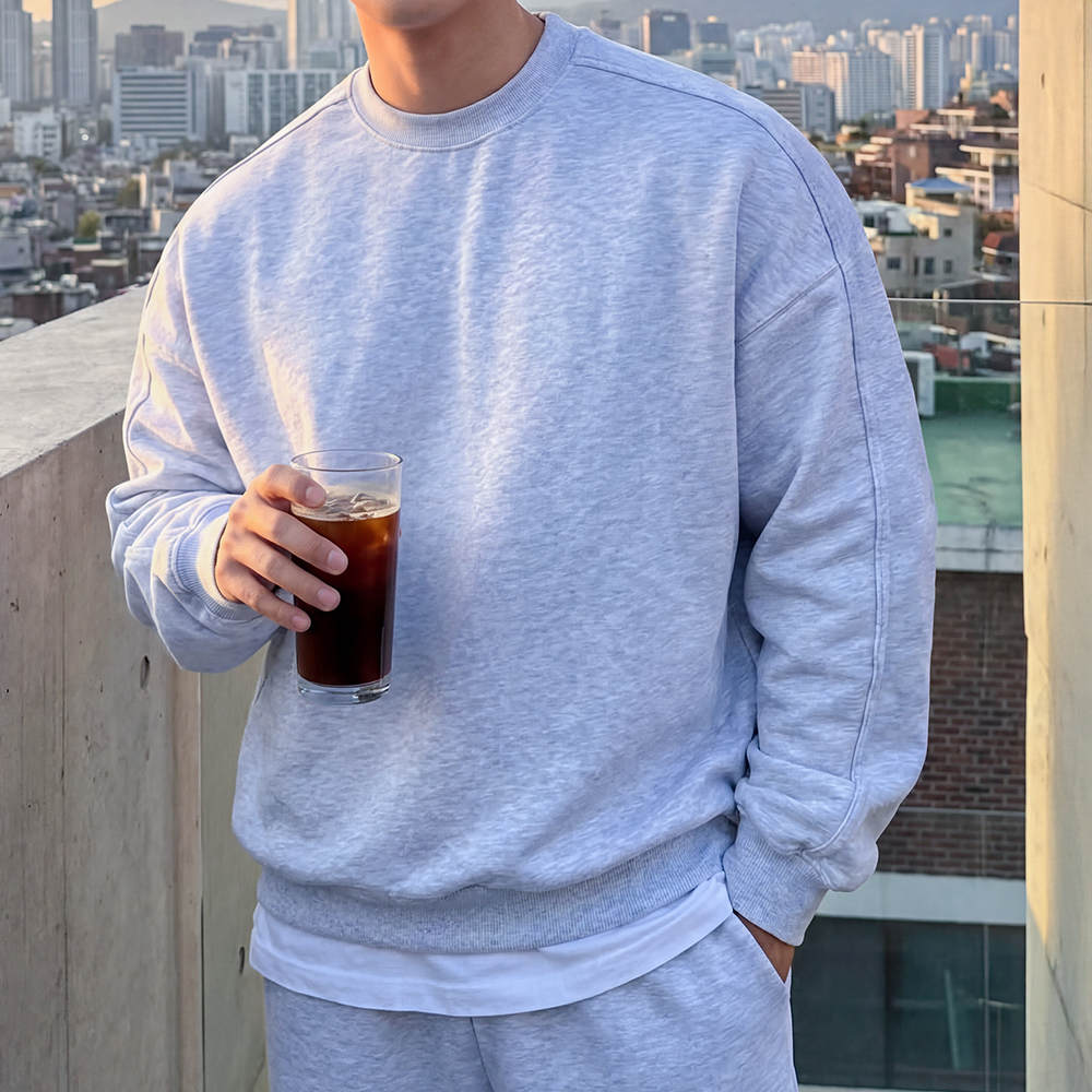 어깨넓어보이는 맨투맨티 수피마 코튼 오버핏맨투맨 - 상품 이미지