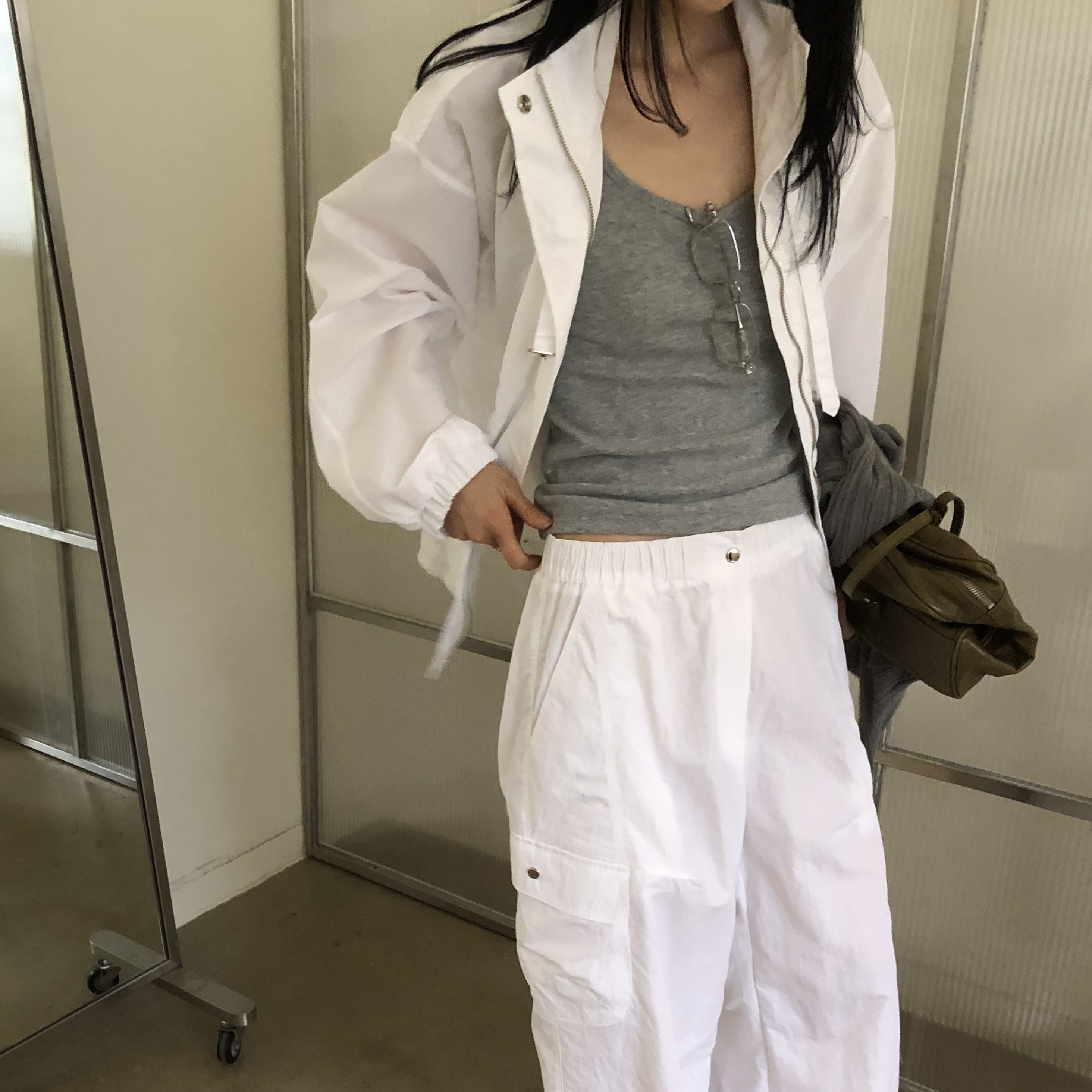 여성 스탠딩카라 나일론 점퍼 봄 간절기 블루종 바람막이 - 상세 이미지 4