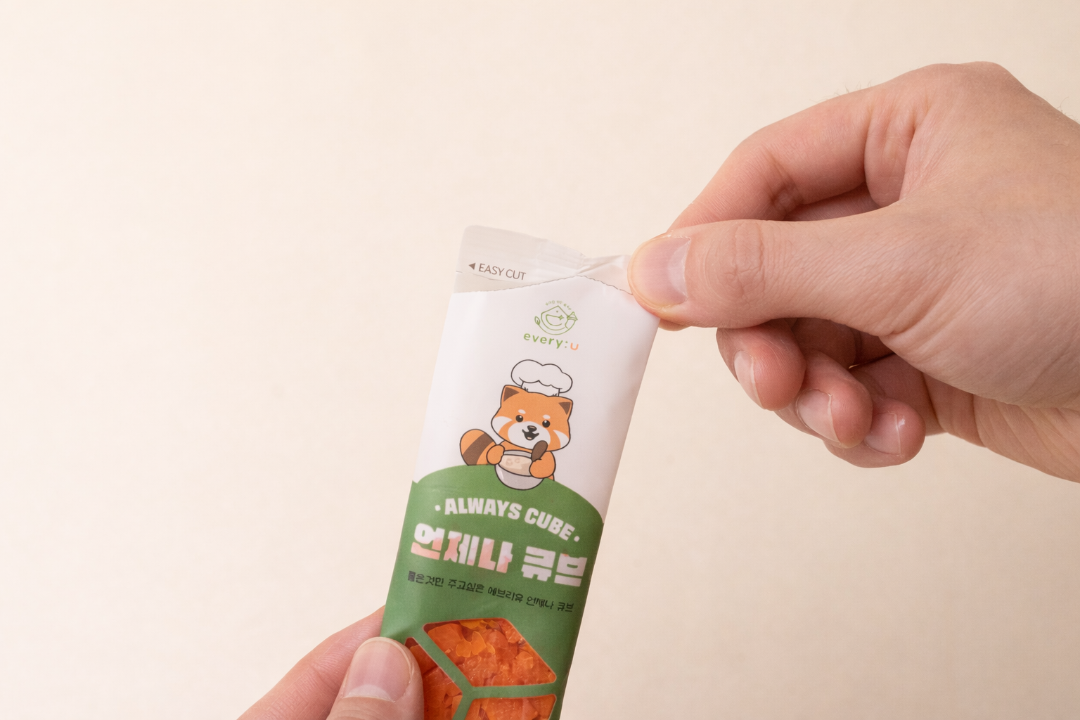 에브리유 다진 채소 큐브 익힌 야채 당근 15gx6입 외 44종 상품 이미지