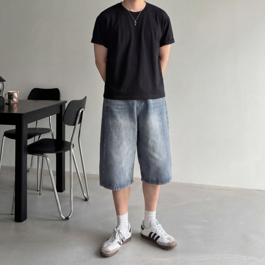 multi-pose-1-1773946908054.jpg