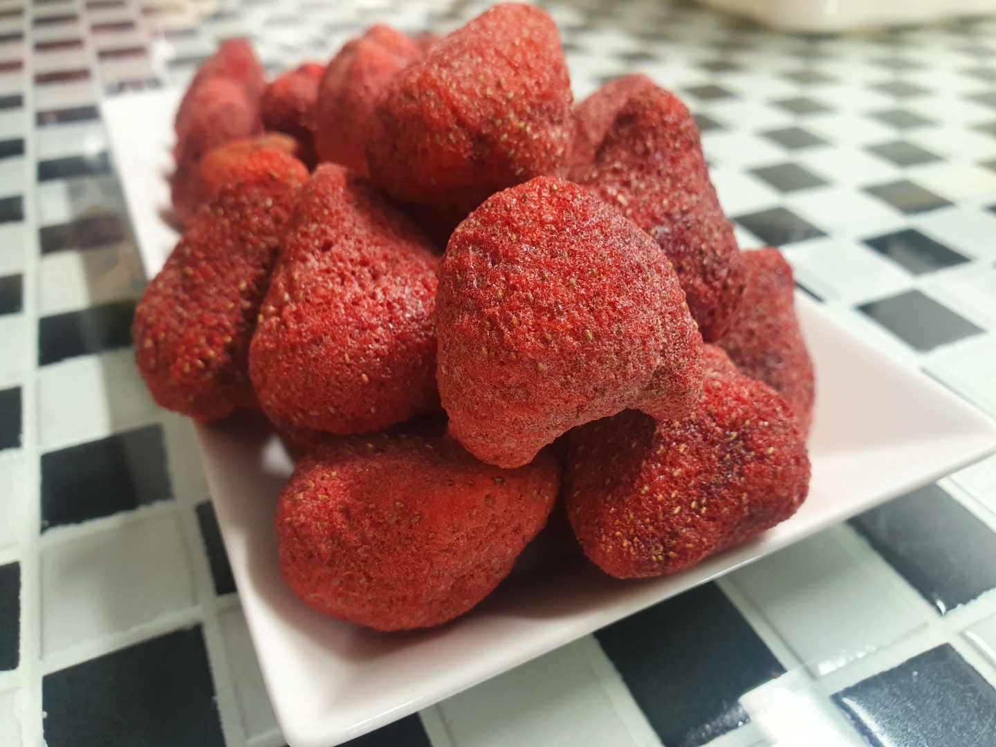 (주)마름 동결건조딸기 달콤바삭간식 제과제빵재료 1kg, 5개 - 상세 이미지 4