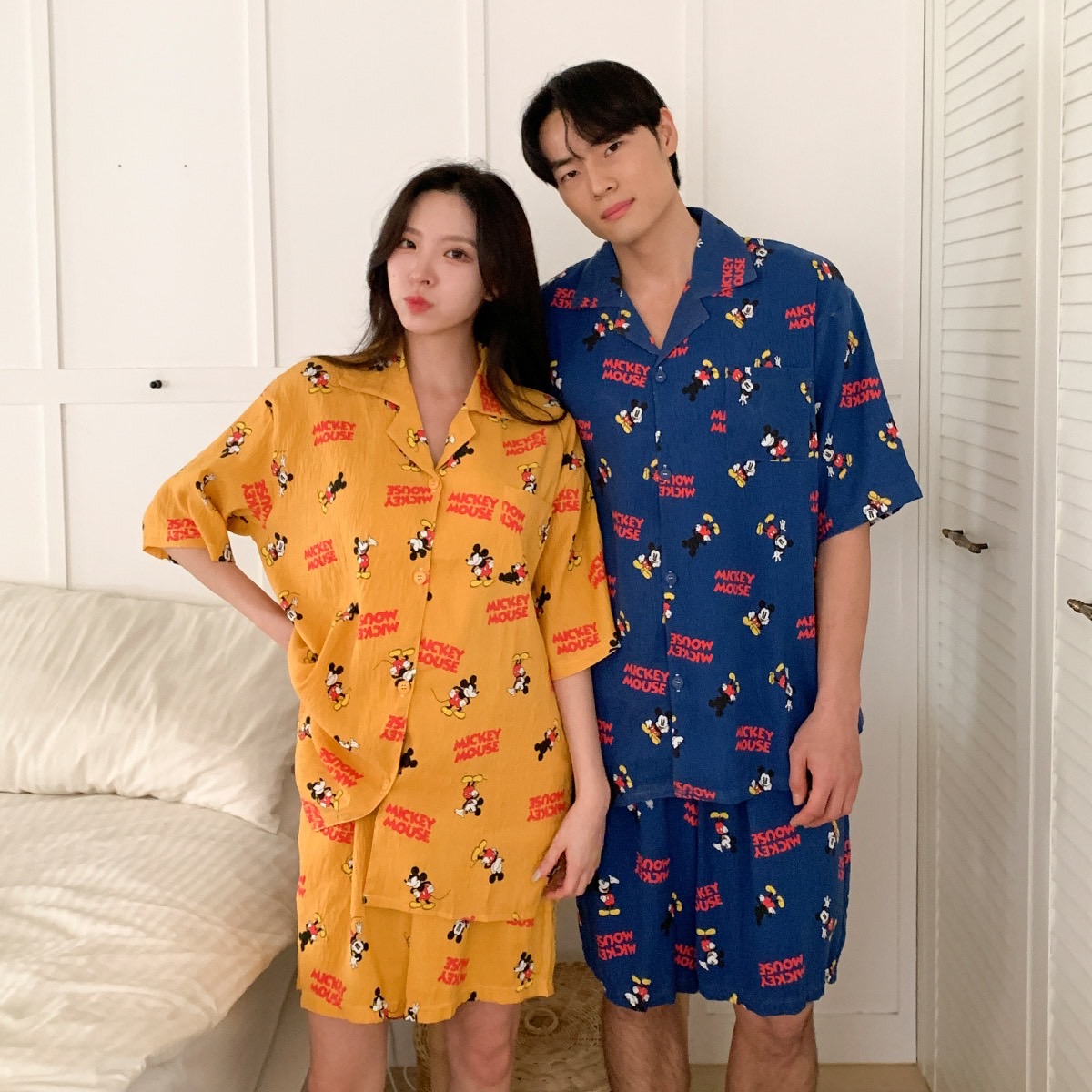디즈니 시그니처반팔잠옷세트 남자 여자 반바지 여름 파자마 홈웨어 선물 커플 - 상품 이미지
