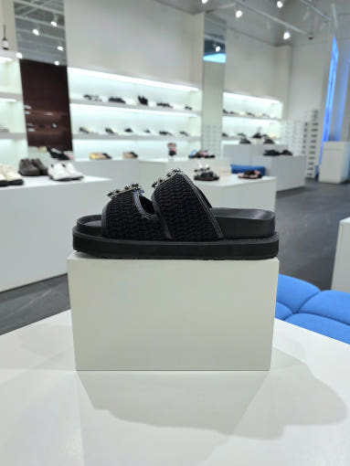 thumbnail-7