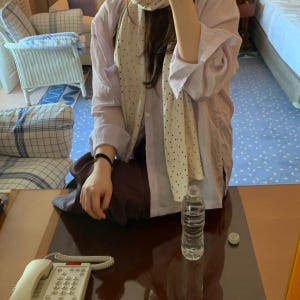 [일부당일] 바스켓 블랑 셔츠 실키 새틴 루즈핏 오버핏 가벼운 레이온 블... 착용 후기 | 사이즈/핏 총정리 - 상품 이미지 3