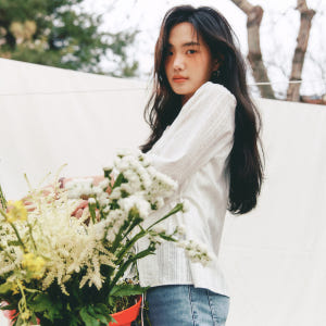 [★리오더 오픈] 로엠 브이넥 스트랩 7부 블라우스 RMBLG25NT1 착용 후기 | 사이즈/핏 총정리 - 상품 이미지 4