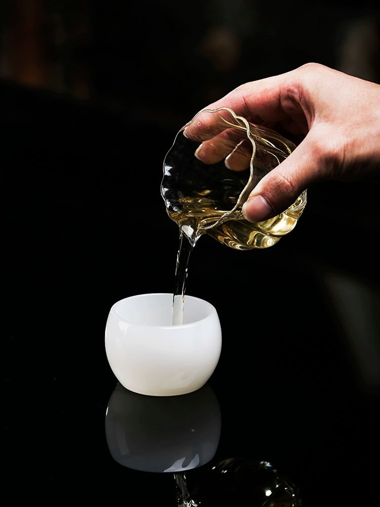 꽃술잔 은잔 물고기 감성 소주잔 예쁜 연꽃 장식 200mL 미만 - 상세 이미지 3