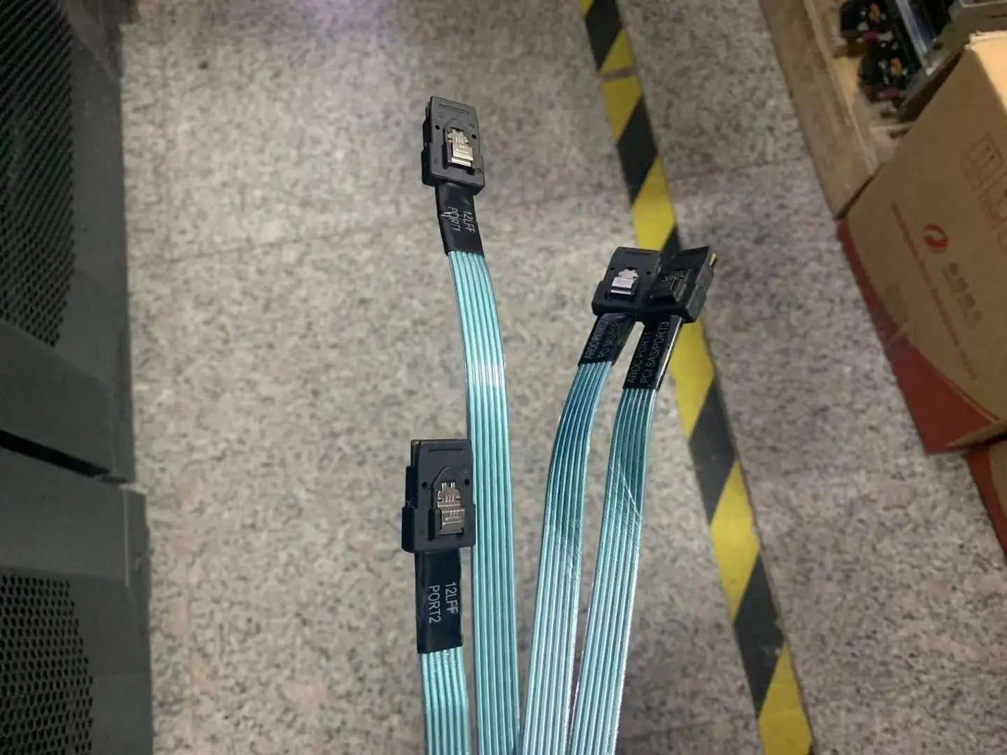 6017B0478302 /01 DL380G9 DL380 G9 Gen9 서버784627-001 747574-001 데이터 케이블 12LFF SAS 미니 라인