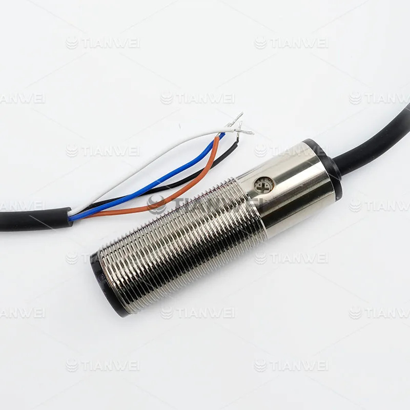 센서 SF3V-D300N SF4S-F4NA SF3X-R8NA-P SF3V-M3DL30N