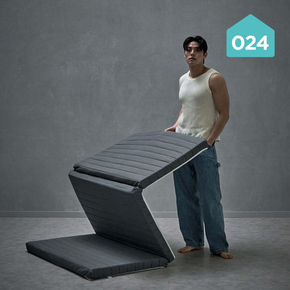 024홈 피지컬 단단한 3단 접이식 매트리스 손님용 침대 바닥 토퍼 8cm, MS(멀티싱글), 차콜그레이 이미지 3