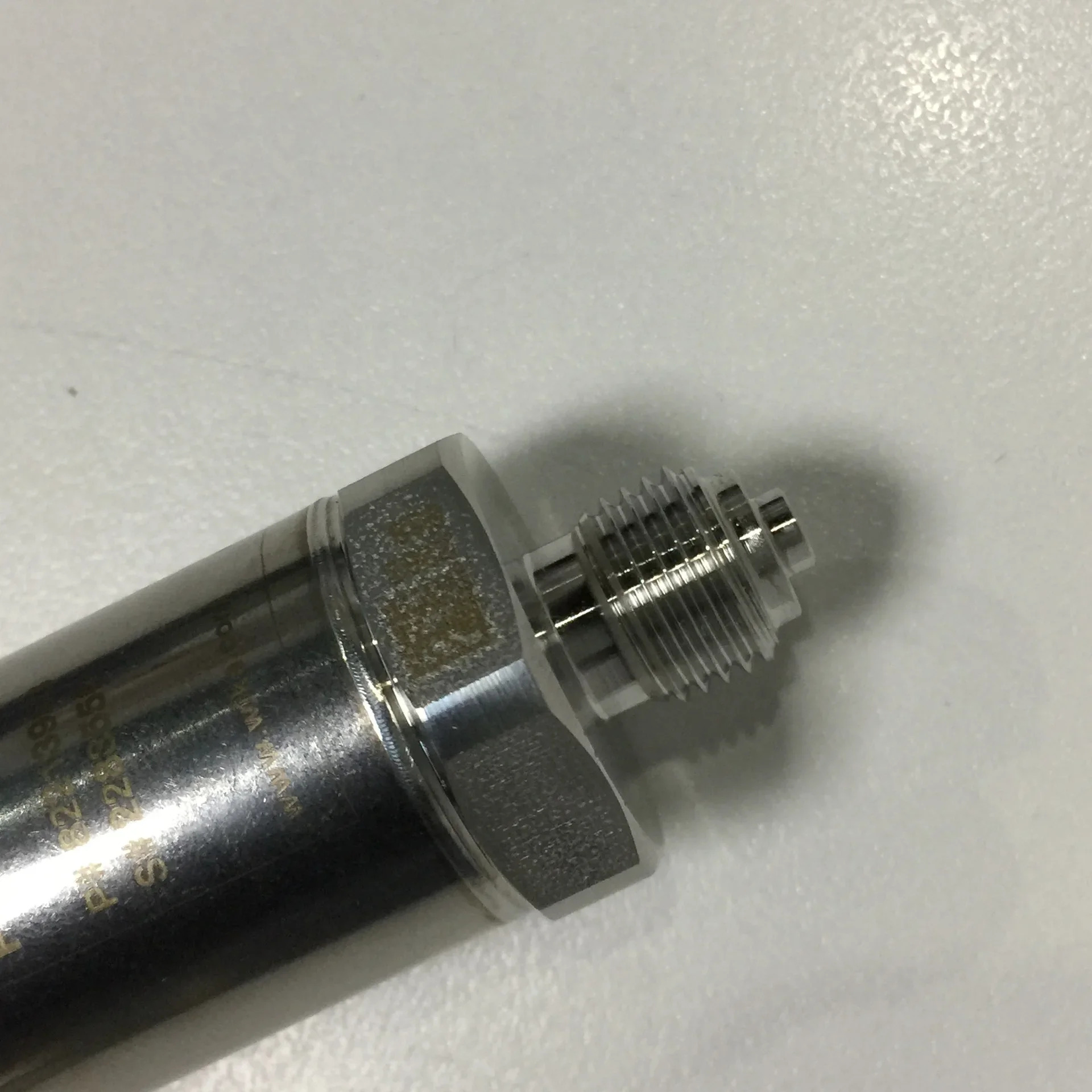독일 WIKA 압력 트랜스미터 P-30 0-25MPA 4-20MA 0.1% 정확도 호스맨 커넥터
