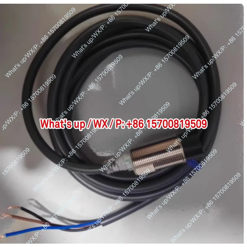 스위치 E2G-M30KN18-WS-C1 액세서리 공급.