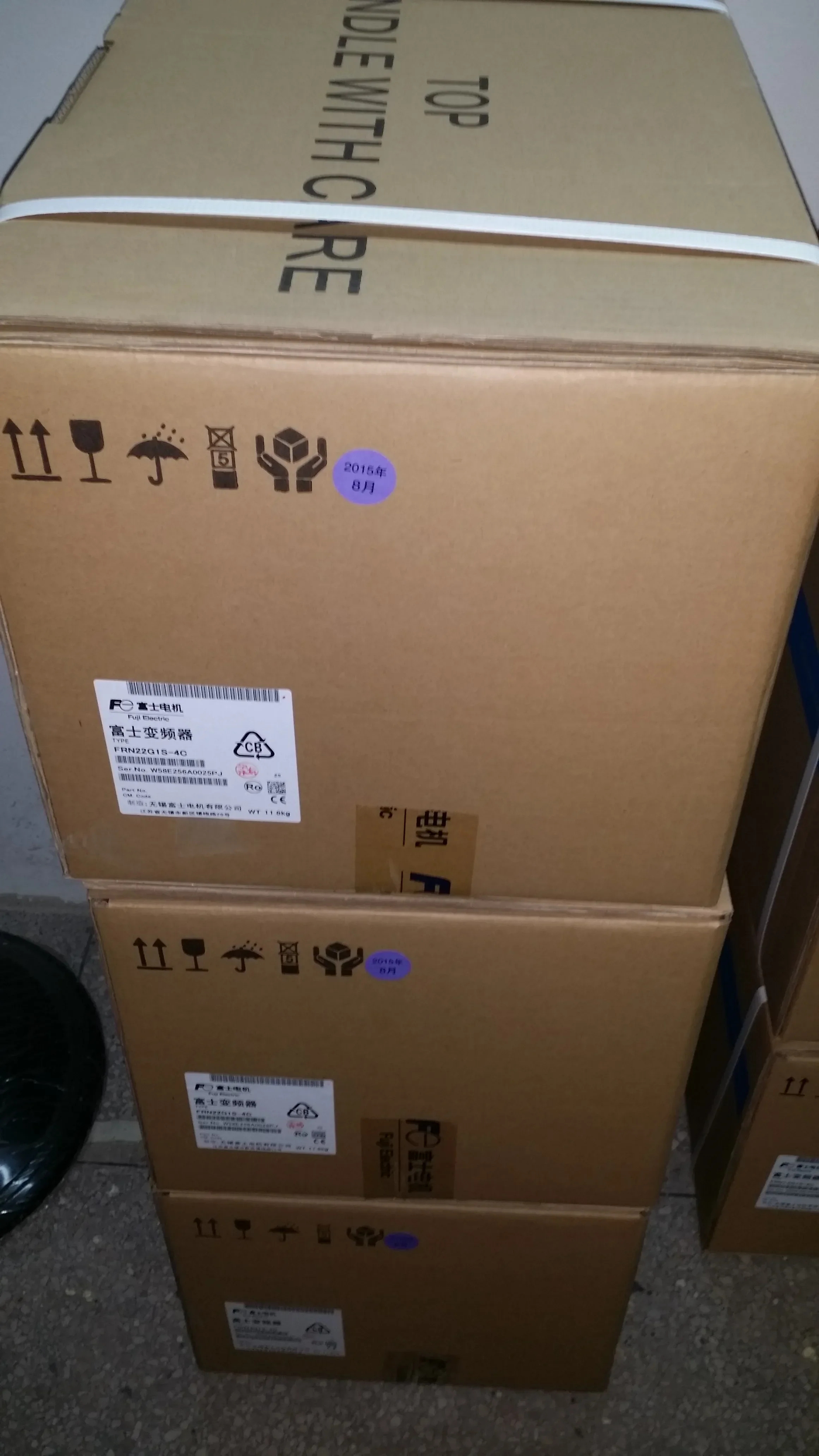 2025.4 일본산 후지 주파수 변환기 MEGA 시리즈 FRN22G1S-4C 3상 380V 22KW