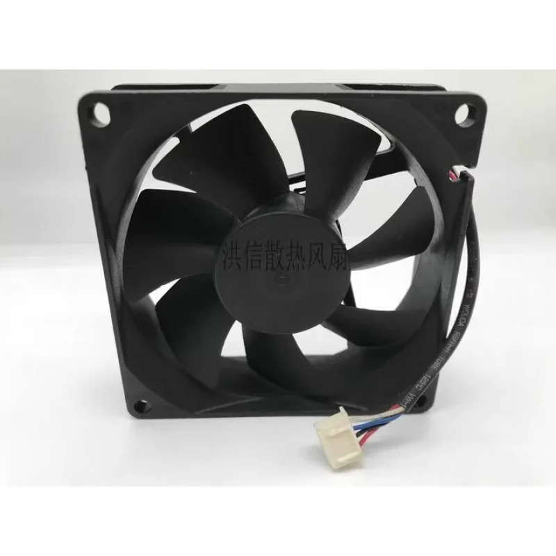 C 크라운 팬AGE08025B12U DC12V 0.70A 4핀 8025 8cm 4와이어