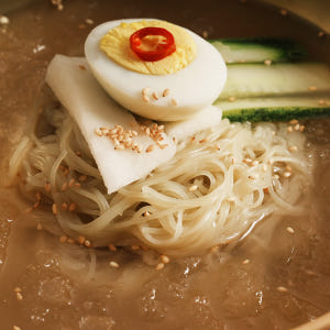 선비찬 전문점용 옥천함흥냉면 2Kg 10인분 냉면사리만 맛있게 먹은 솔직 후기 - 상품 이미지 1
