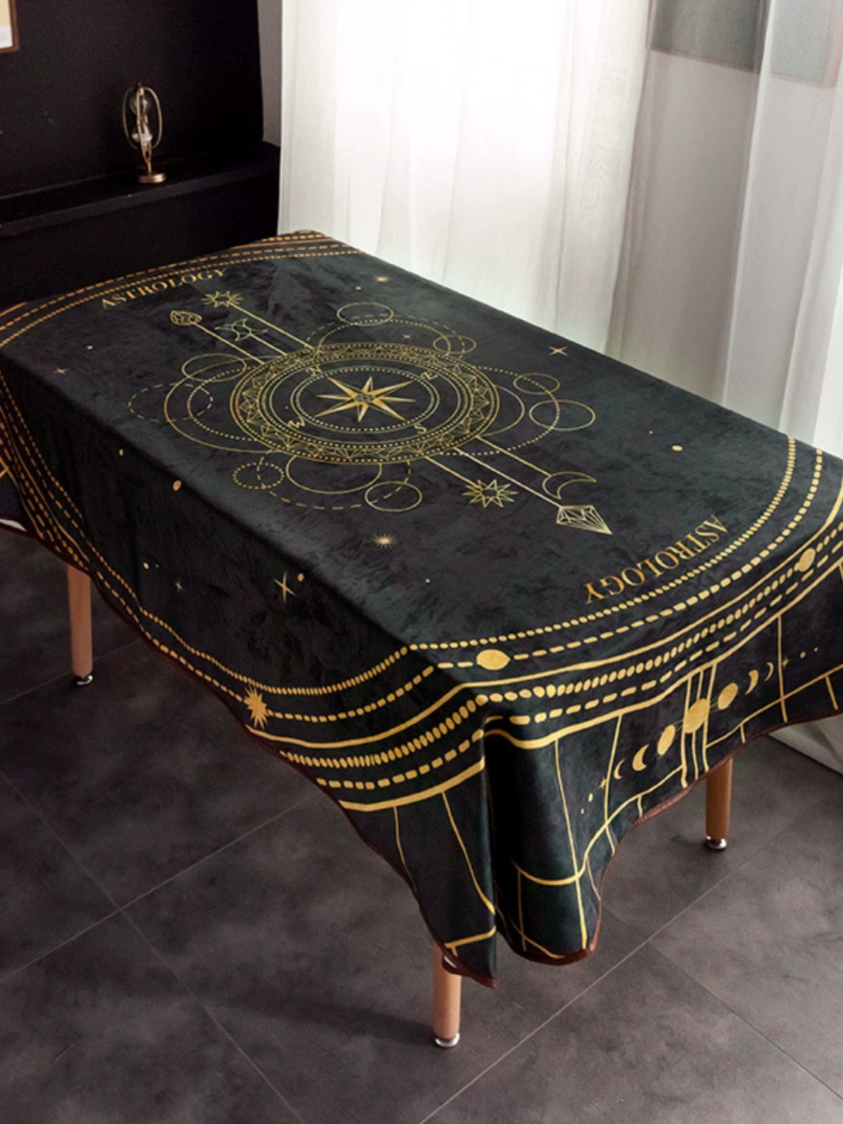 타로 러그 매트 카드 방수 사각 카페 블루 테이블깔게 블랙그린 140X140cm - 상품 이미지
