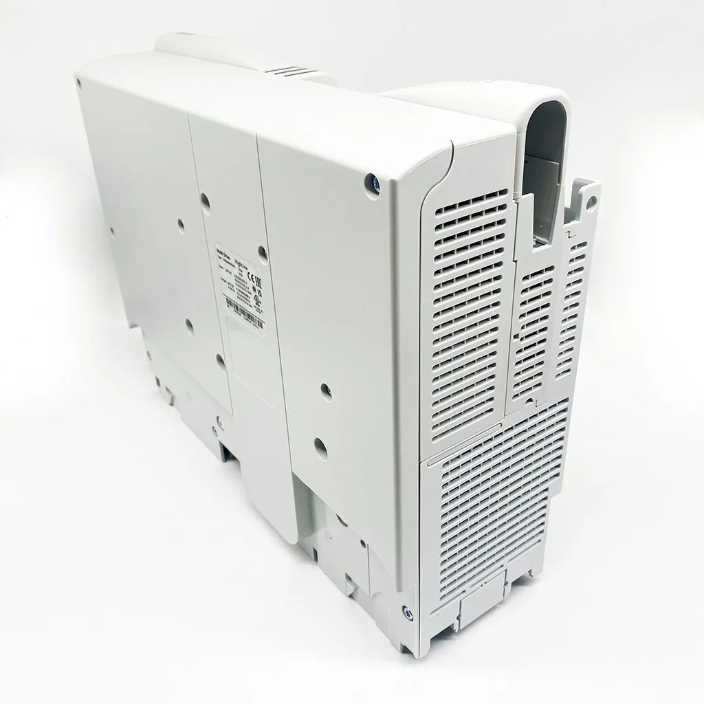 새 상품 오리지널 인버터 드라이브 8400 하이라3KW E84TCE3024VBS