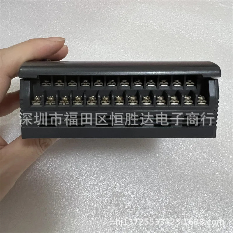 키엔스 KV-40DR KV-40DT KV-10AR KV-16ATP KV-40AR KV-10DT 컨트롤러