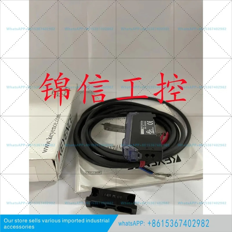 FS-V21R 오리지널 KEYENCE 듀얼 디스플레이 디지털 광섬유 증폭기는 가 있습니다.