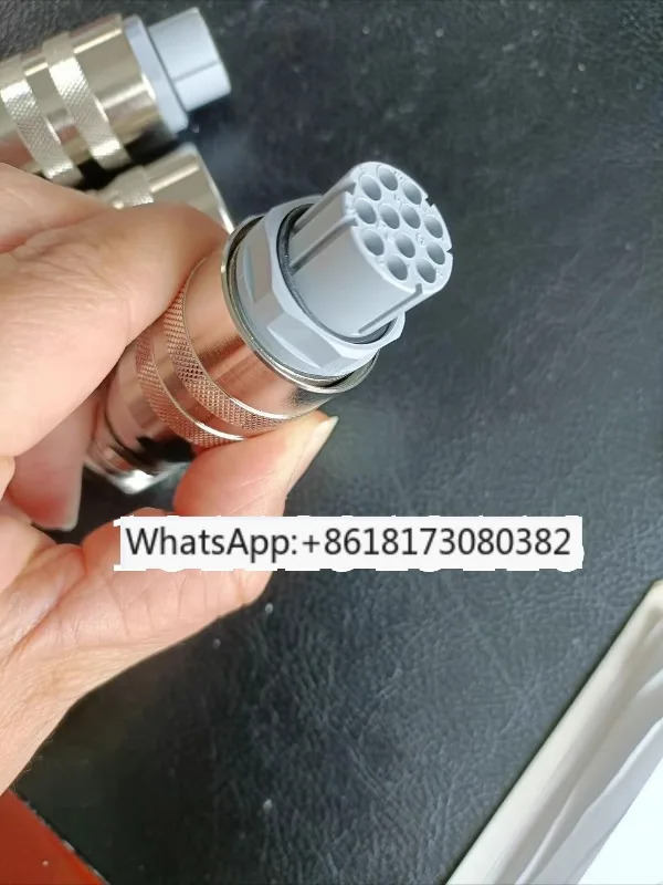 12코어 비례 밸브 항공 플매트 카펫 러그 EN175201-804 11폴PE DIN43651