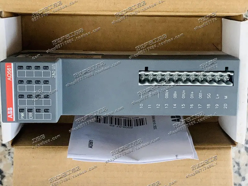 오리지널 ABB 아날로그 출력 모듈 AO561 A2 1TNE968902R1201 포장