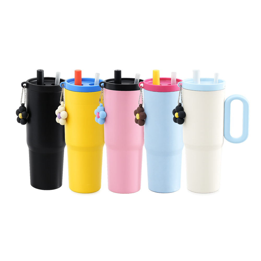 키링 투톤컬러 대용량 빨대텀블러 650ml 손잡이물병 - 상품 이미지