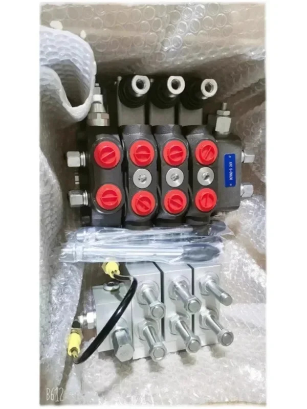 DCV60 운송 차량이 유압 원격 제어 전다방향 전기 조향 밸브로 되었습니다.