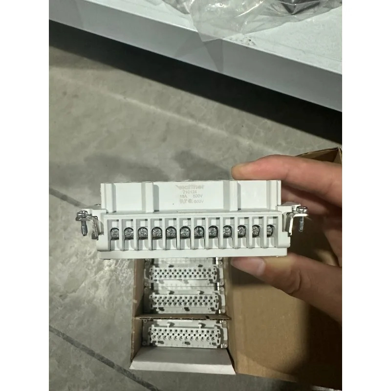 항공 710124 710224 오리지널 1PCS