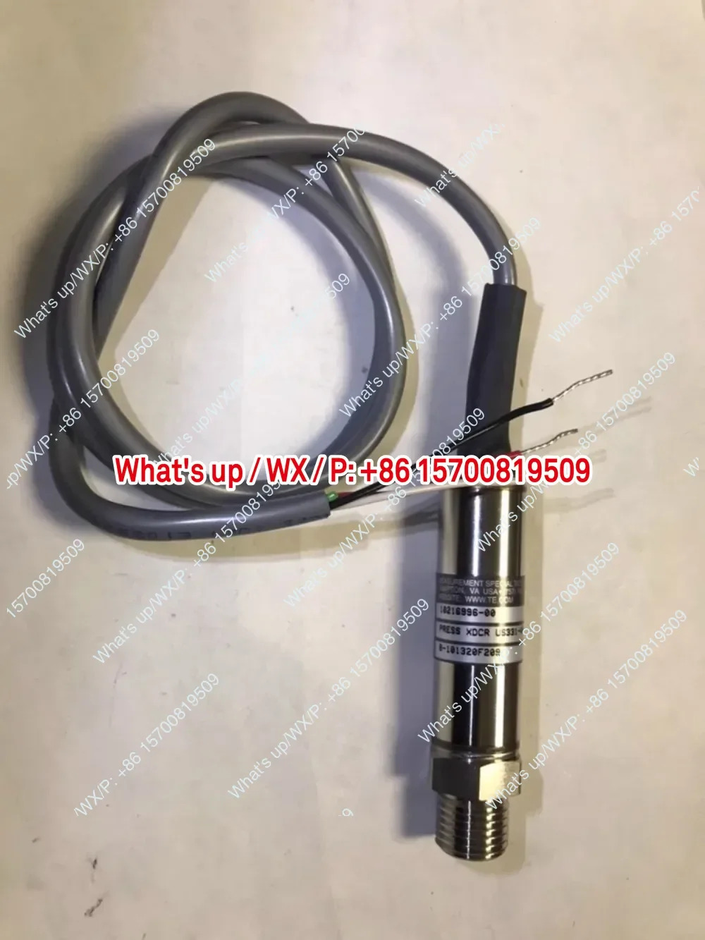 US331-000002-015PA 압력센서 건설 기계 액세서리