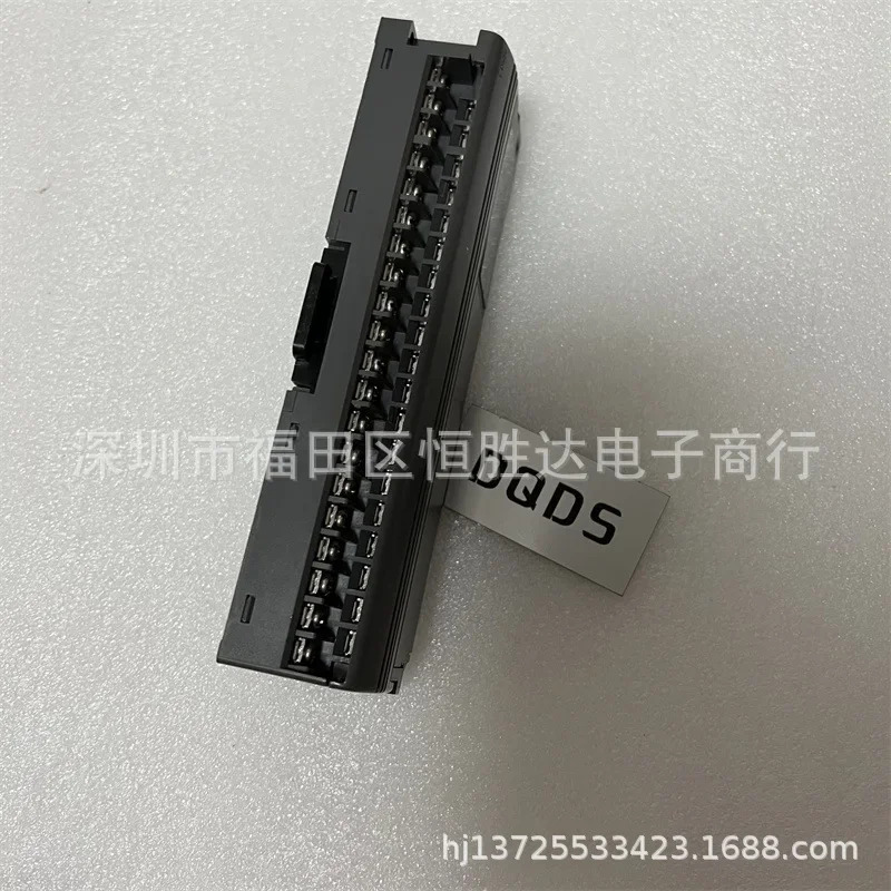 KV-R16X KV-R8R KV-R1A KV-R8X KV-R16T KV-R16R KV-R8T 키엔스