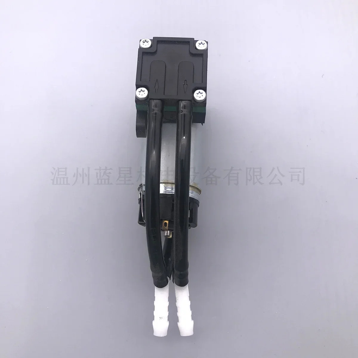 2025.4THOMAS 다이어프램 진공 펌프 1420VDP/12VDC 14200504 미국에서