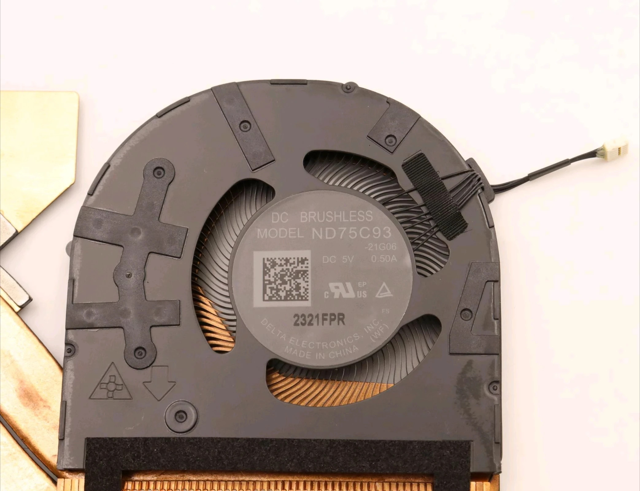 ThinkPad Z16 Gen1 단일 디스플레이 냉각팬5H40W36673 5H40w36675