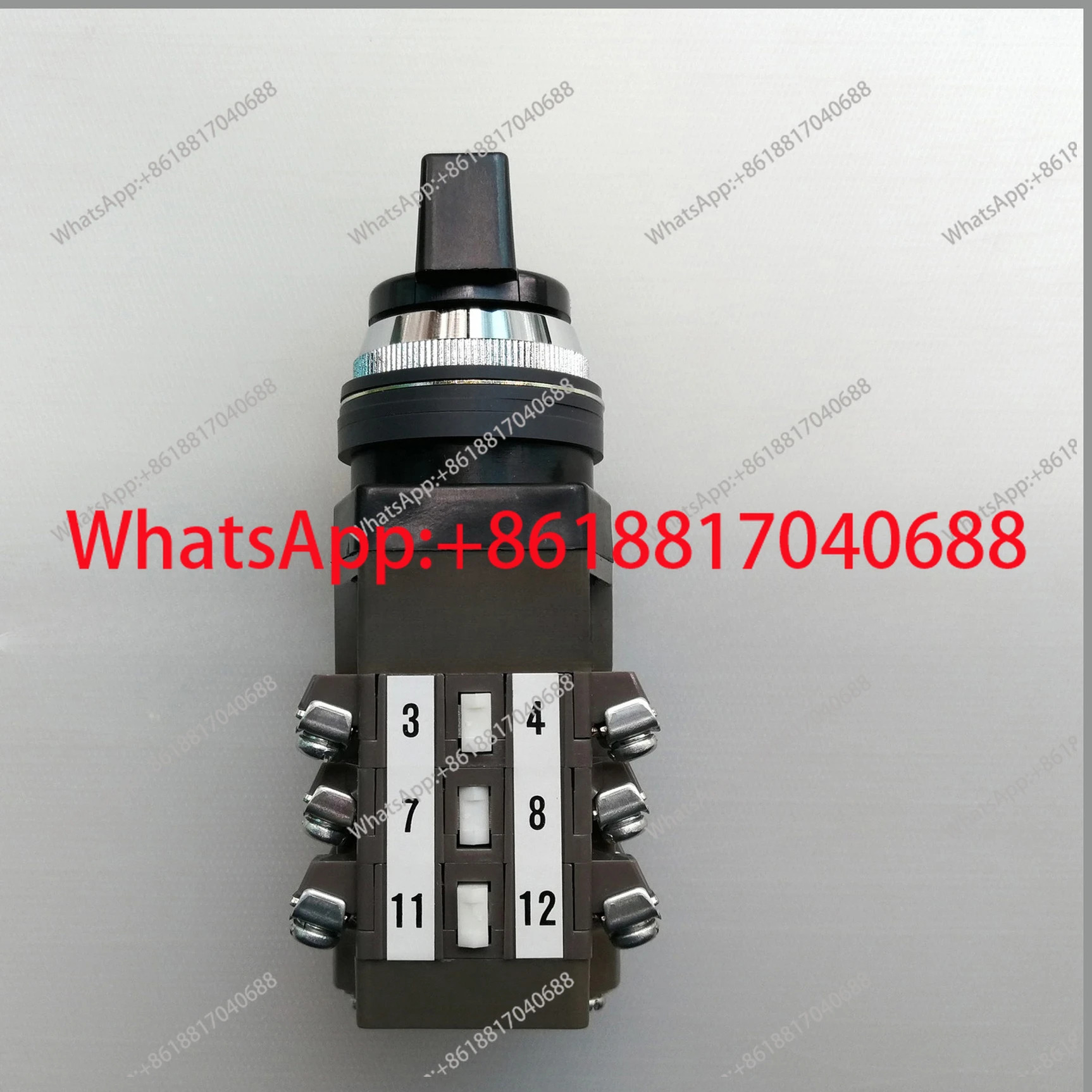 다세그먼트 스위치 UCSQO-234-P2B-C2003 ACSNO-234RR-S2B-C2006