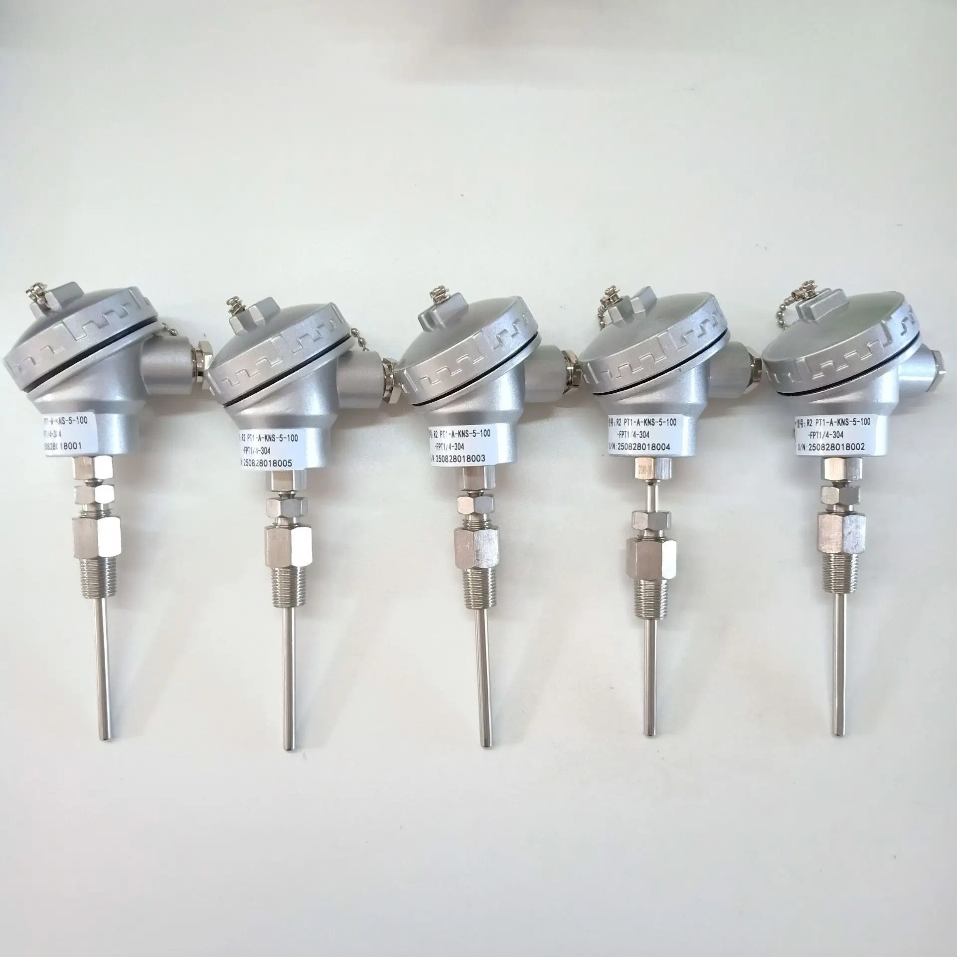 대만 EYC PT100 온도 센서 소형 원형 헤드 -50-200도 파이프 직경 5MM 길이 100MM