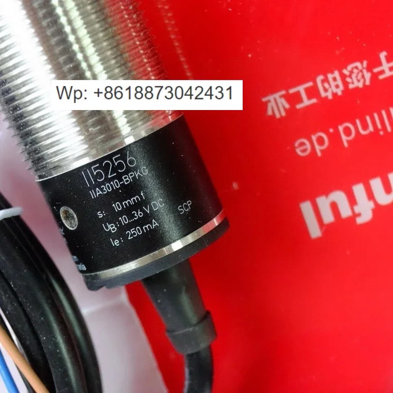 II5256 유도형 센서 IIA3010-BPKG PNP 일반적으로 개방형 3선 1PCS