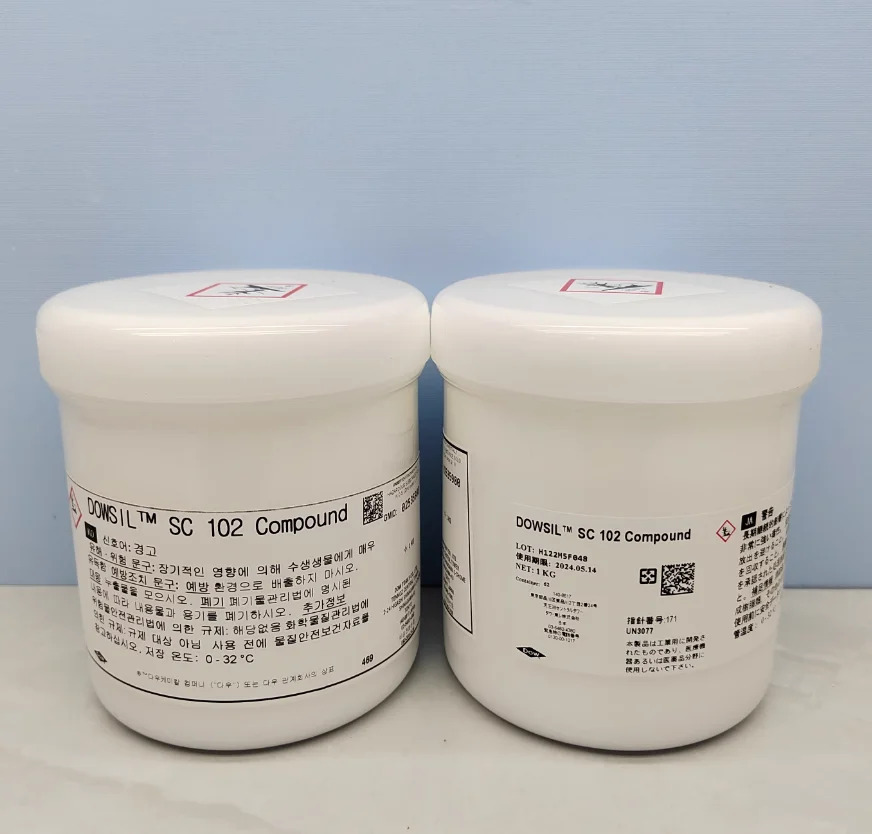 Dowsil SC 102 1kg 실리콘 컴파운드는 효율적열전달을 제공하는 데 리퍼됩니다.