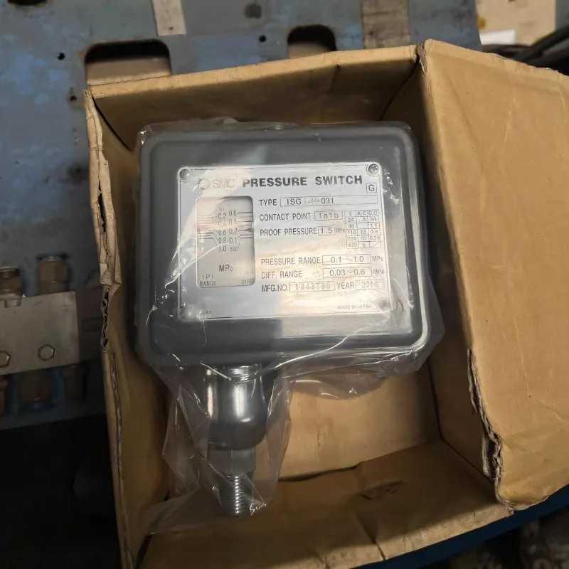 압력 스위치 3C-1SG130-031 l SG130-031은 KW811-10W KW811-30W를 대체