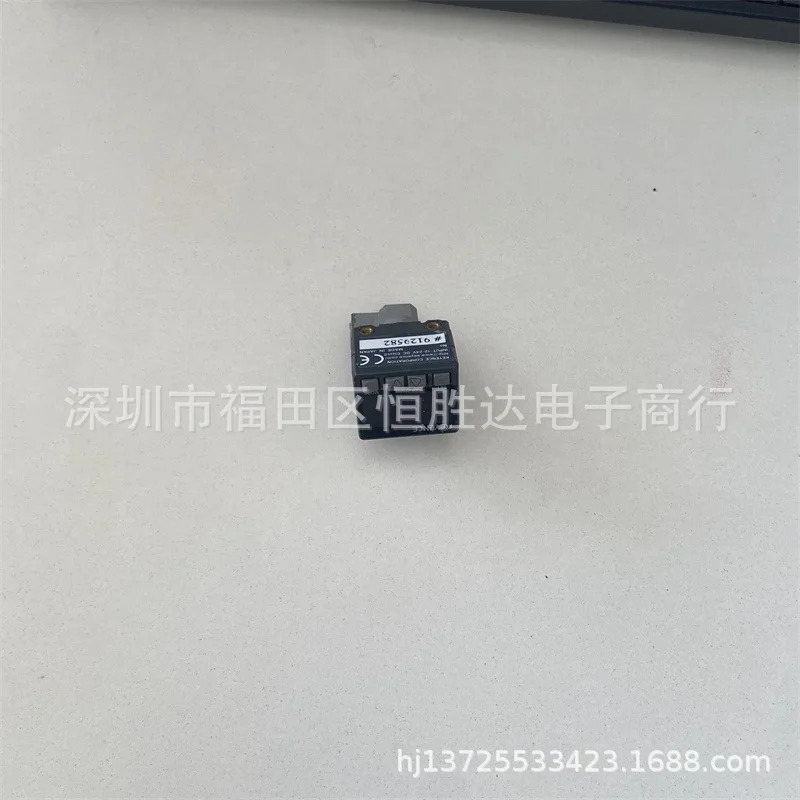 AP-C30W AP-C33W KEYENCE AP-C31W AP-C30 AP-C31 AP-C33 센서