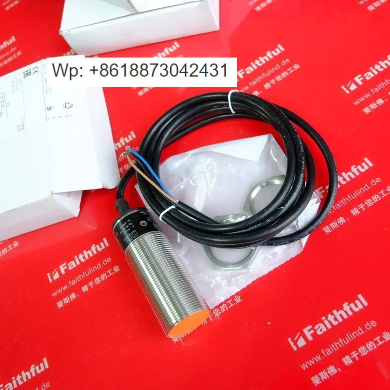 II5256 유도형 센서 IIA3010-BPKG PNP 일반적으로 개방형 3선 1PCS