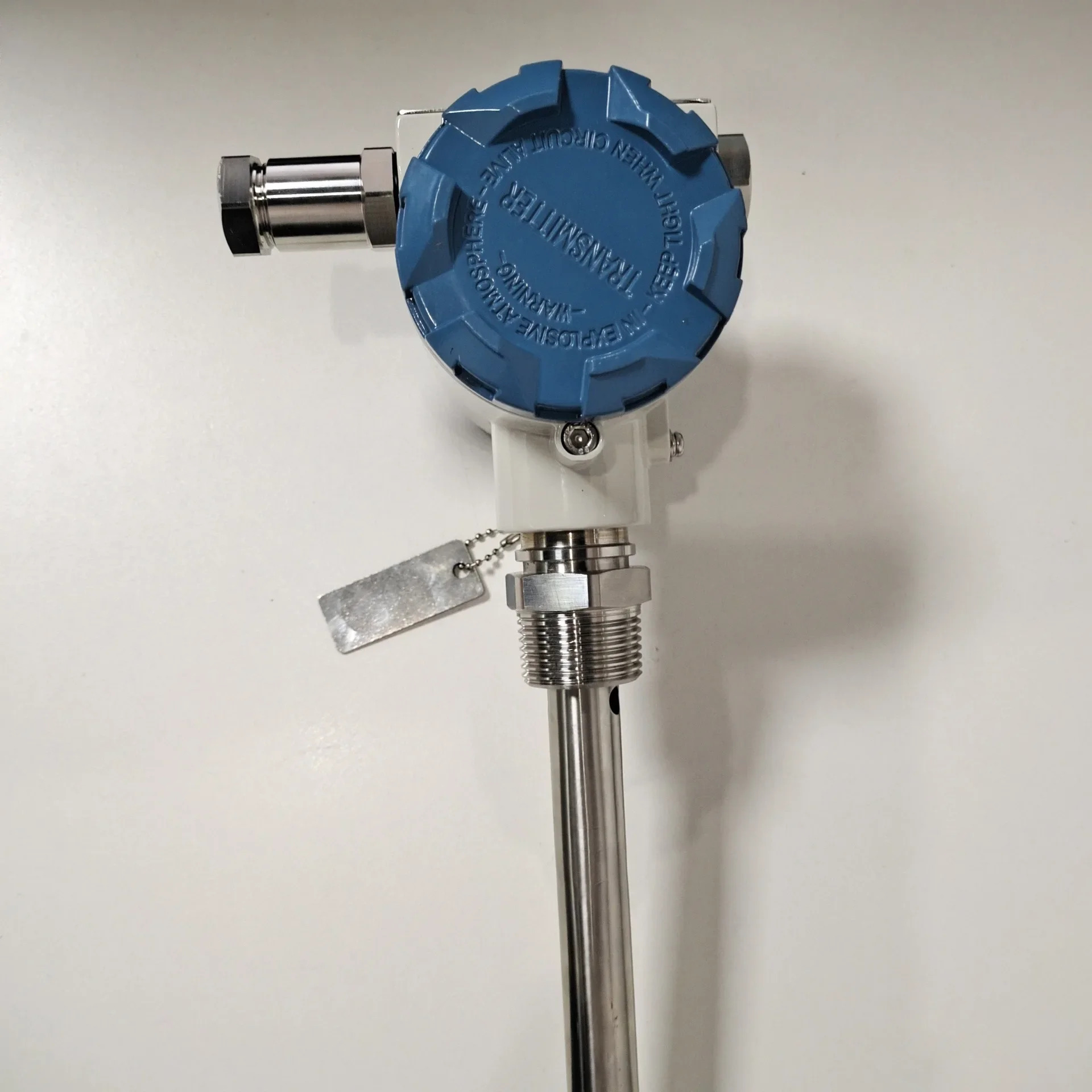 ZYSNSOR RF 허용용량형 액체 레벨 트랜스미터 정전용량식 게이지 ZS6201-FLB-NPT1 -M0-650