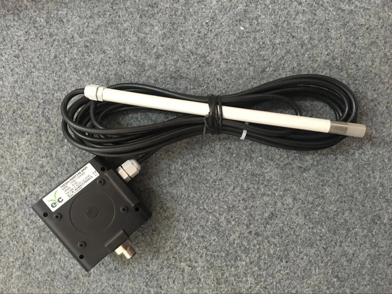 대만 EYC 디스플레이형 온도 습도 트랜스미터 THS304-H009T149-DMZY RS485 통신