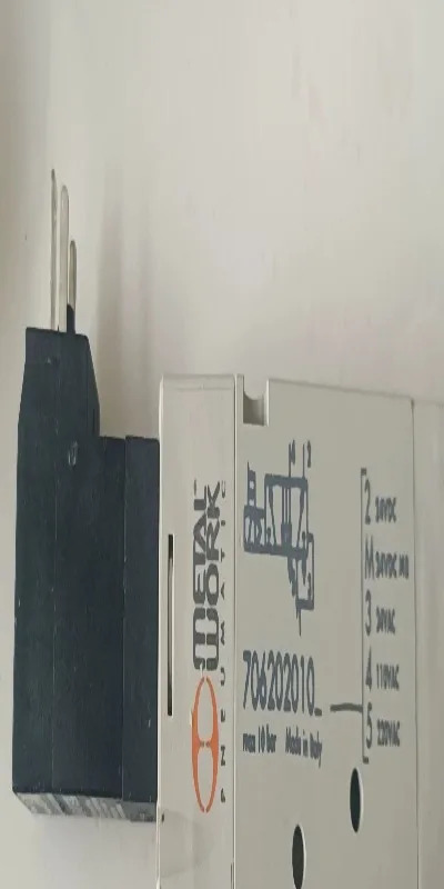 70610 88264C7 8826182