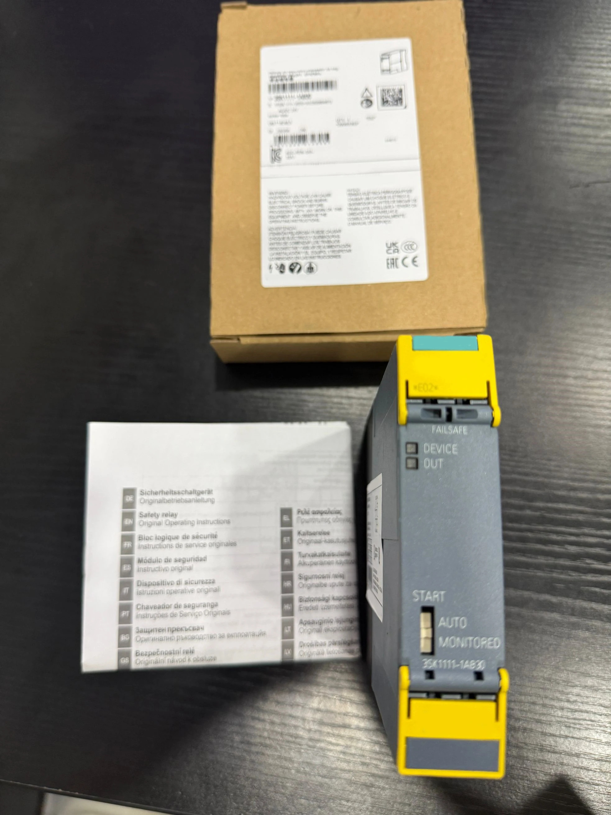 3SK1111-1AB30 안전 릴레이 오리지널