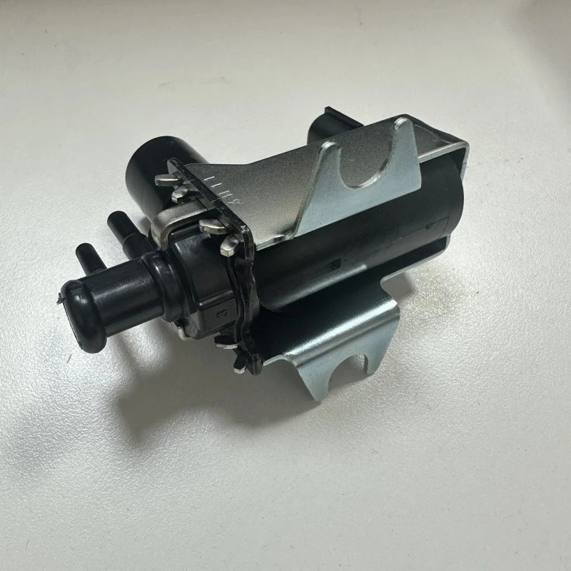 4JJ1 4JK1D-MAX 진공 솔레노이드 밸브 8-98116260-0 8-98116259-0 일본