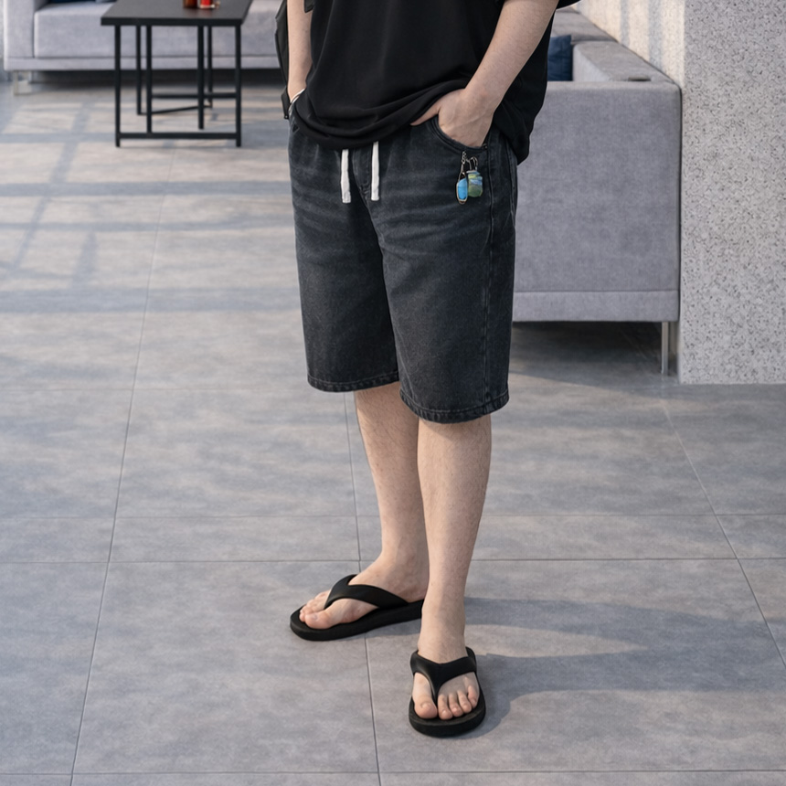 남자 버뮤다 청반바지 와이드핏 허리 밴딩 6부 흑청 데님 반바지 이미지 7