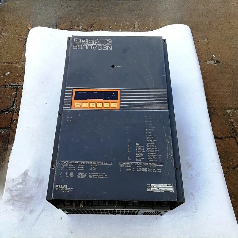 부품은 후지 인버터 광리 엘리베이터15kw FRN015VG3N-4HU1/4GA1