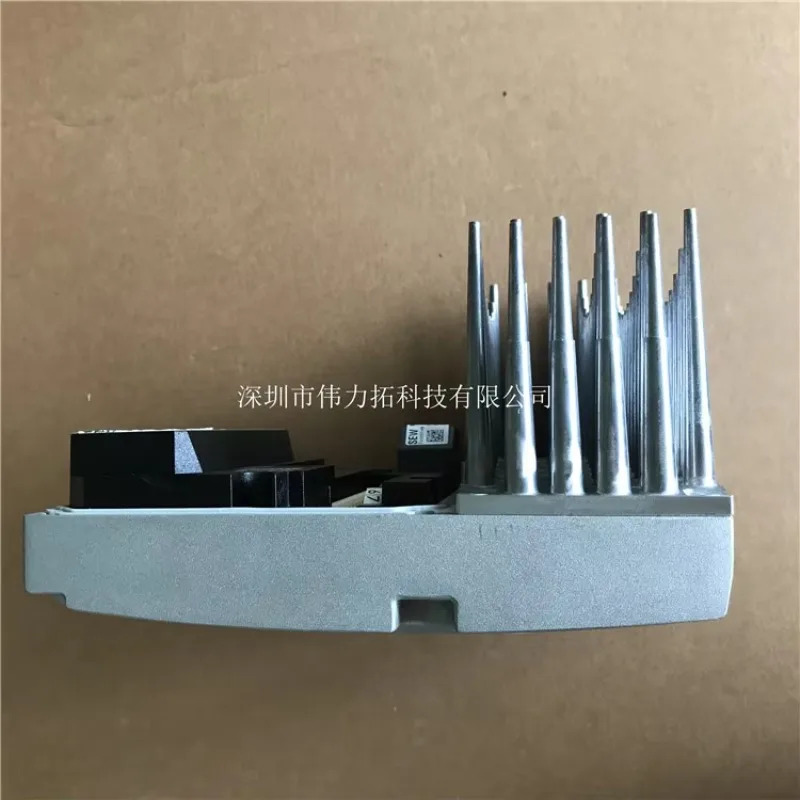 독일 주파수 변환 모듈 MM07D-503-00/18215017 신형 인버터 컨트롤러 SEW EURODRIVE